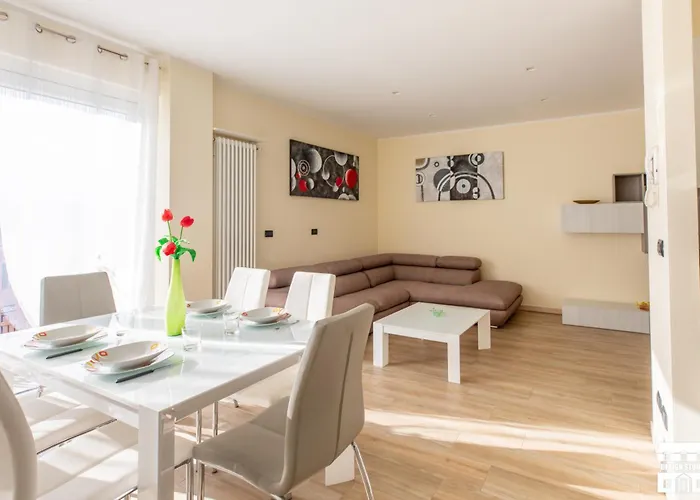 Casa Mia By Design Apartment Colico